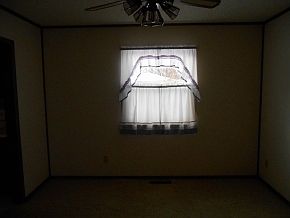 5th image of 916 Westgate Dr