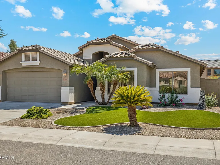 101 W Red Mesa Trl — Photo 2
