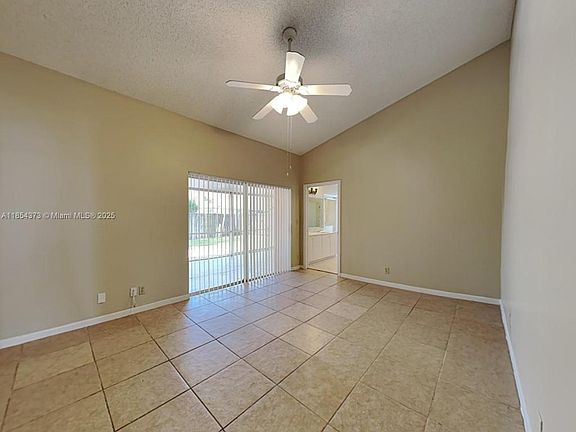 5th image of 485 Greaton Ave #0