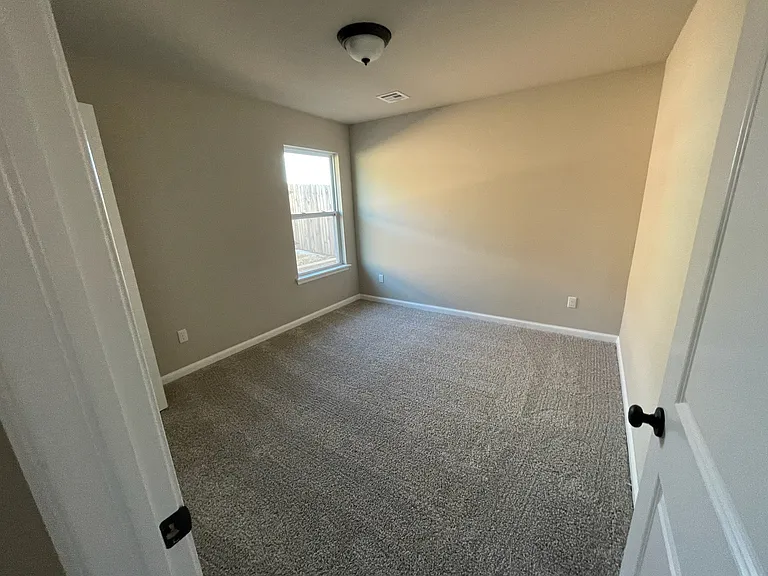Guest bedroom 1