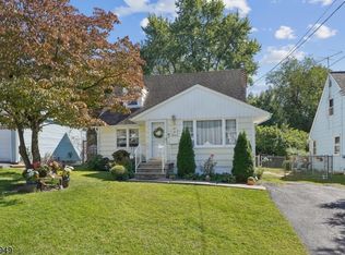 18 Barnett St, Rockaway, NJ 07866