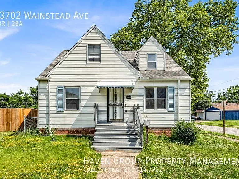 13702 Wainstead Ave — Photo 1
