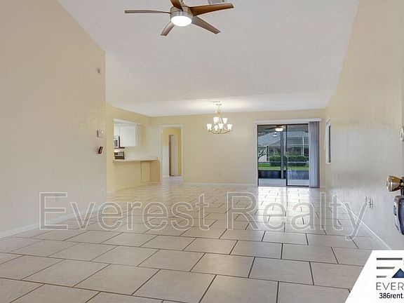 3rd image of 26 Bronson Ln