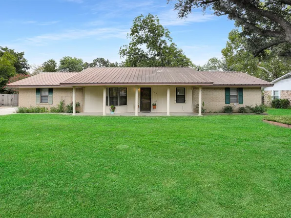 404 Sunset Dr, Fairfield, TX 75840