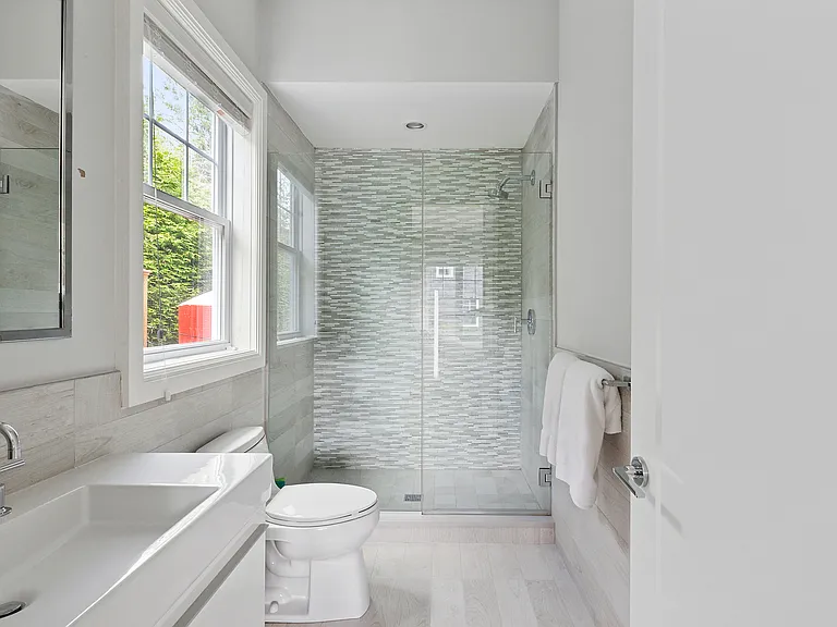 816 N Sea Rd — Photo 15
