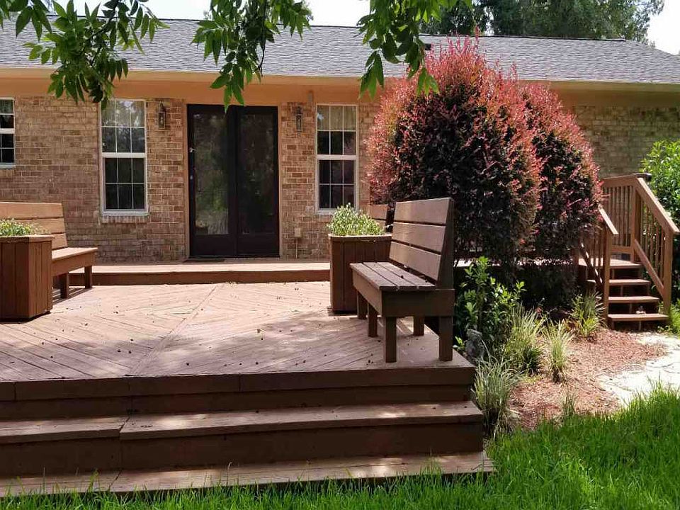 2nd image of 3016 Corrib Dr