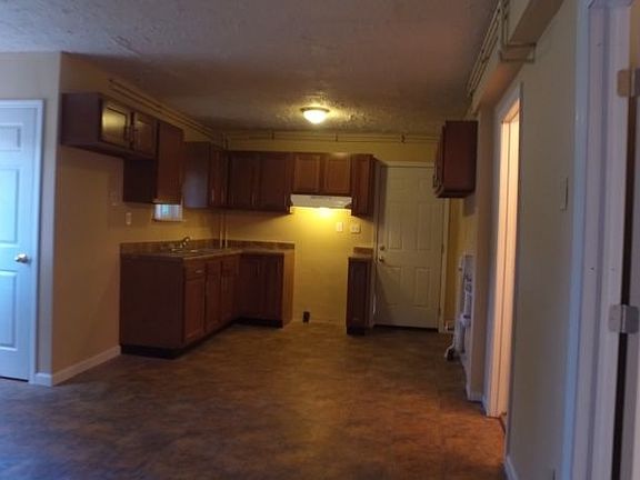 4th image of 3006 Navaho St