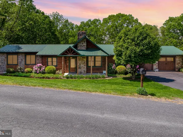 771 Hillcrest Dr, Newport, PA 17074