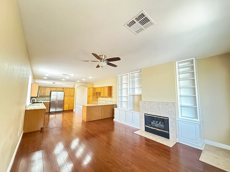 10724 Windrose Point Ave — Photo 12