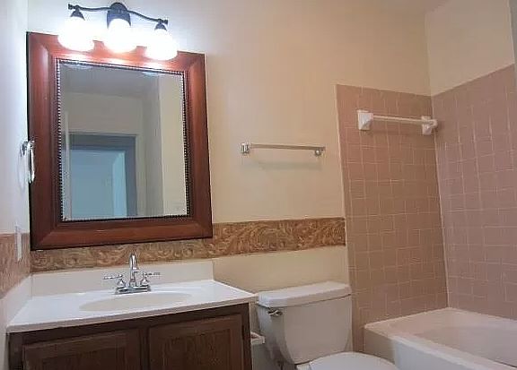 Bathroom 2_06162022