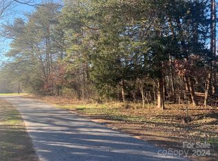 3016 44th Avenue Ln NE, Hickory, NC 28601