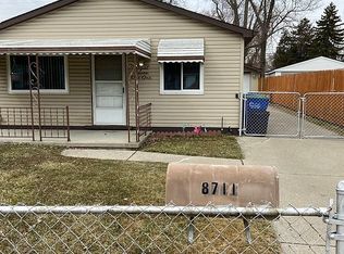 8711 Studebaker Ave, Warren, MI 48089