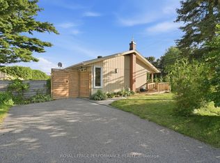 3149 Southmore Dr E, Ottawa, ON K1V6Z6
