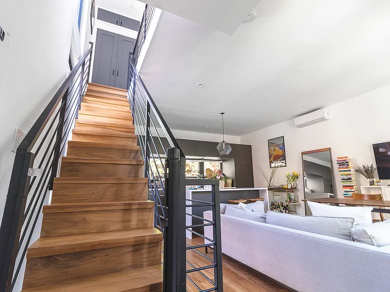 117A Underhill Ave — Photo 3