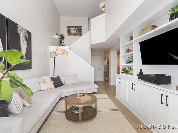 5th image of 5925 E Lyn Haven Dr SE
