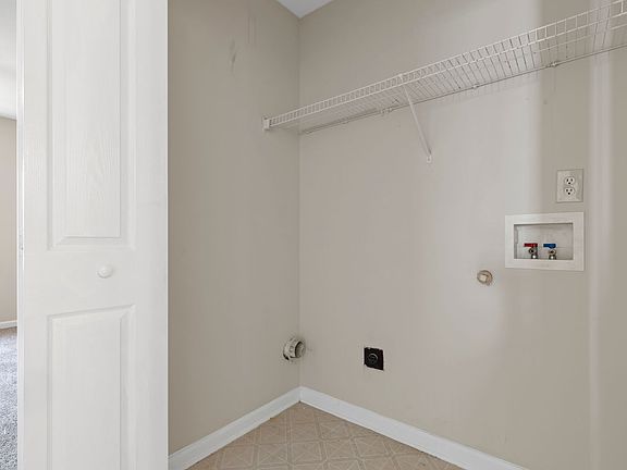 4th image of 16061 Stuarts Draft Ct