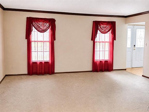 5th image of 1955 Acorn Trail Dr