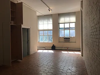 Rented by Salon Realty Corp