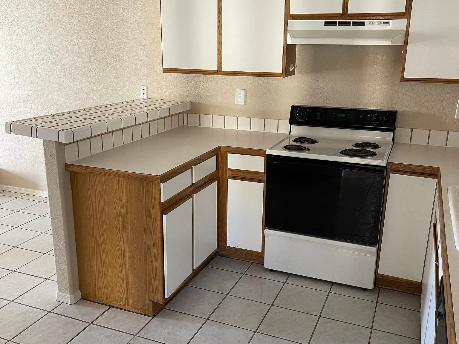 3110 Osborn Dr — Photo 3