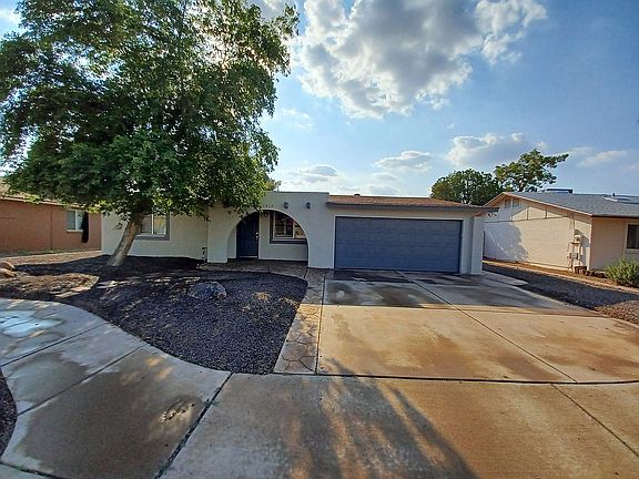 2nd image of 1852 S Las Palmas Cir