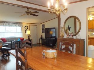 5465 Mahogany Ln, Roscoe, IL 61073