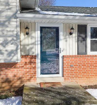 2nd image of 25 Circleview Dr