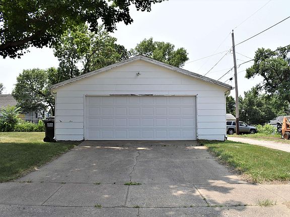 4th image of 1201 S Alice St