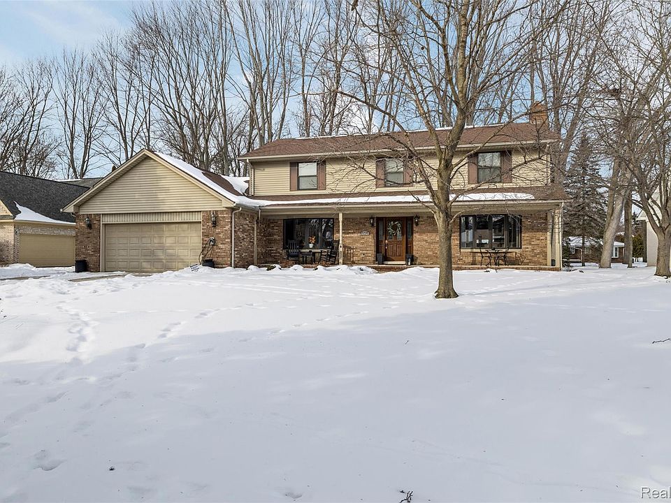 1st image of 8374 Lasalle Ct