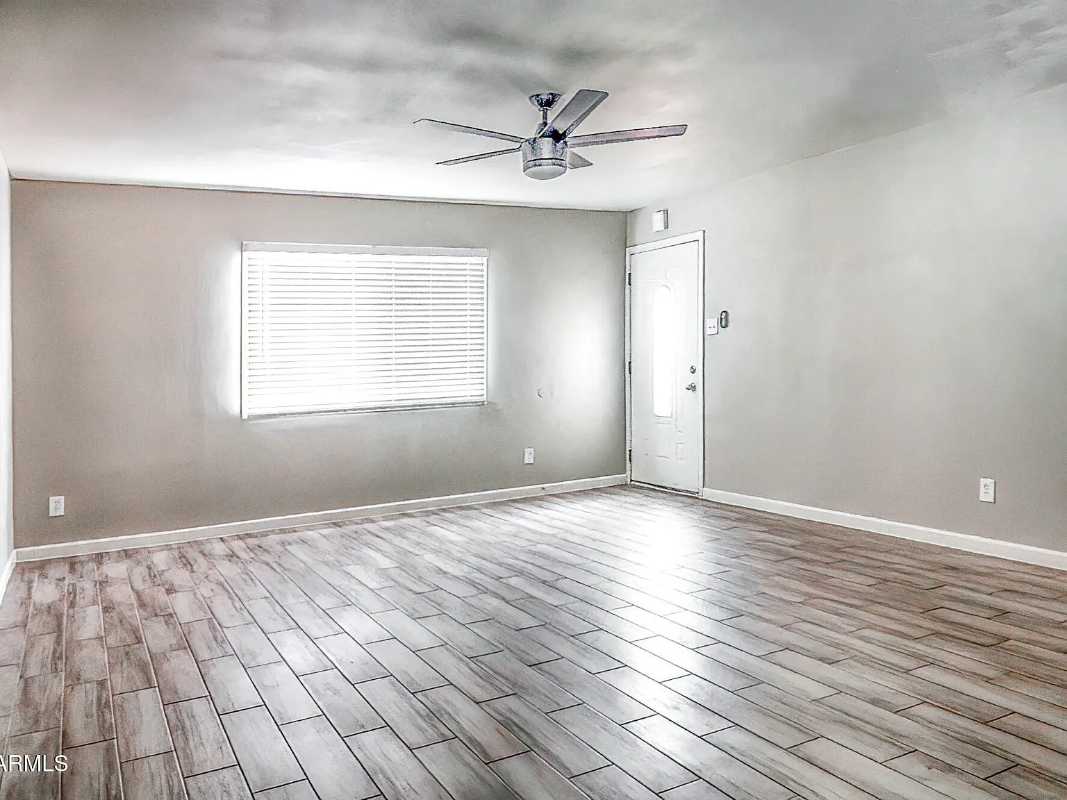 3 bed, 2.0 bath, 1128 sqft, $1,975 — Photo 4