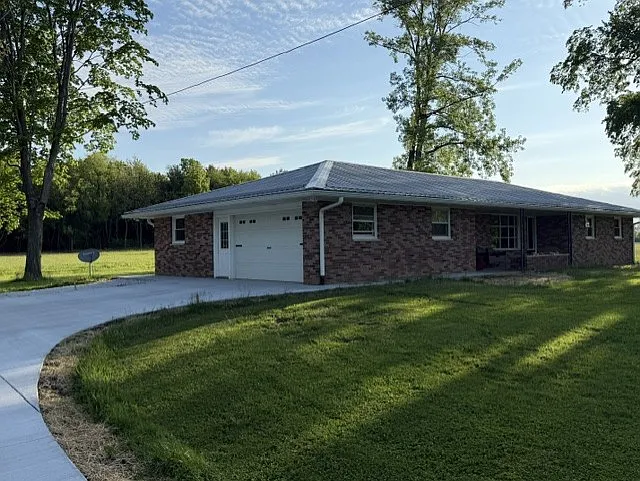 Building Photo - 4030 W 150 N