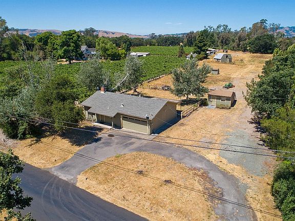 4th image of 20645 Hyde Road