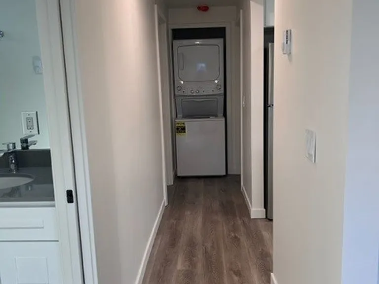212 24th Ave — Photo 11