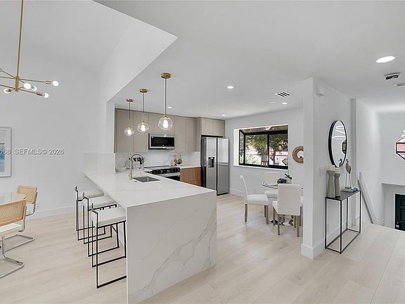3rd image of 7718 La Mirada Dr #7718