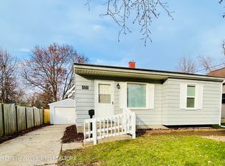 633 Denver St, Lansing, MI 48910