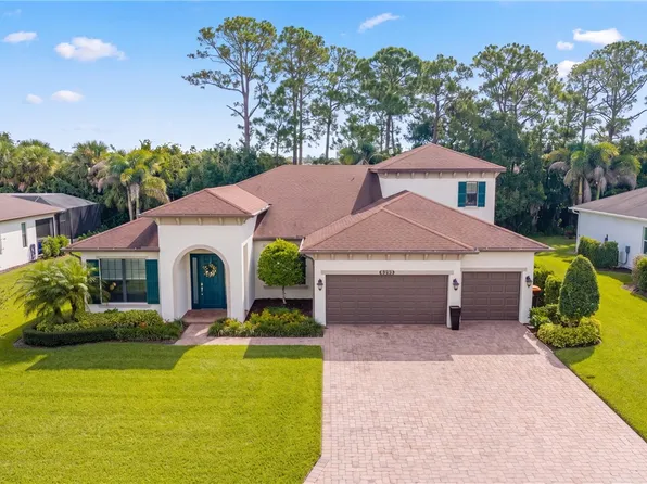 6253 Arcadia Sq, Vero Beach, FL 32966