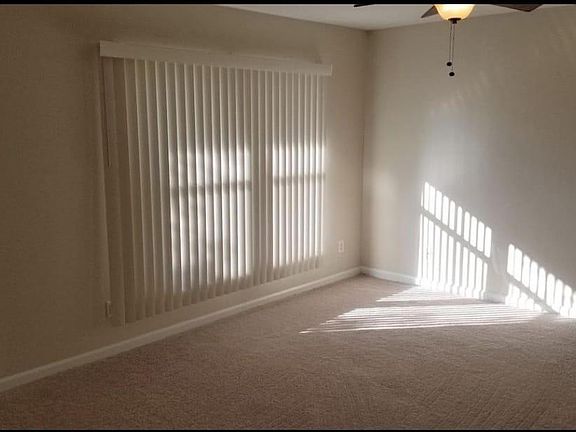 4th image of 110 Brackleigh Ln