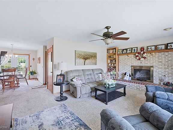 5th image of 15793 W Garfield Rd