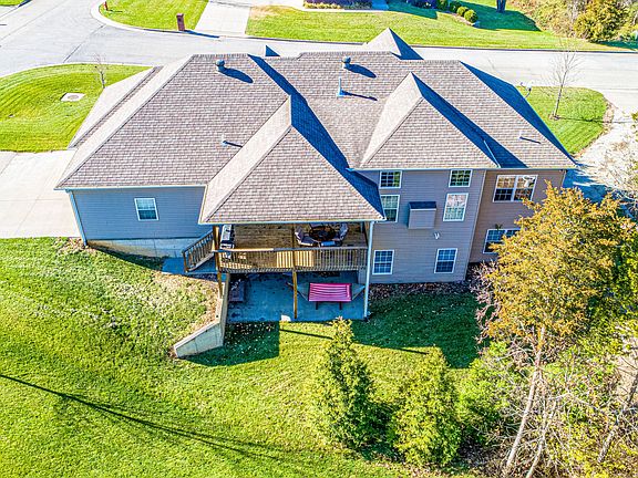 4th image of 2615 Lakeland Dr