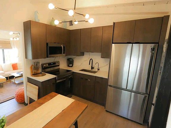 5th image of 316 SW 21st St #1