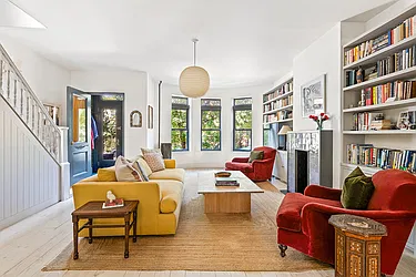 250 Lefferts Avenue