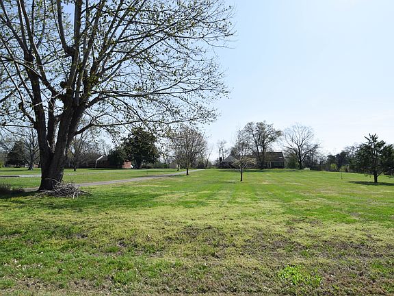 2nd image of 1059 Robertson Rd