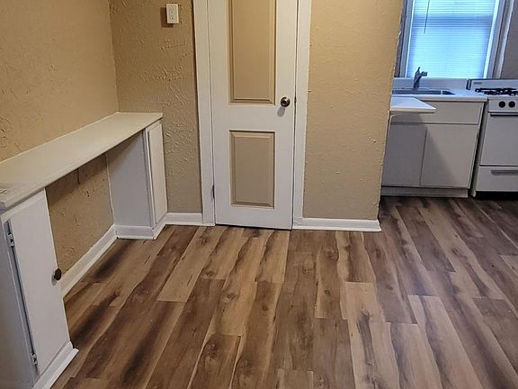2nd image of 1272 N Washington St APT 11