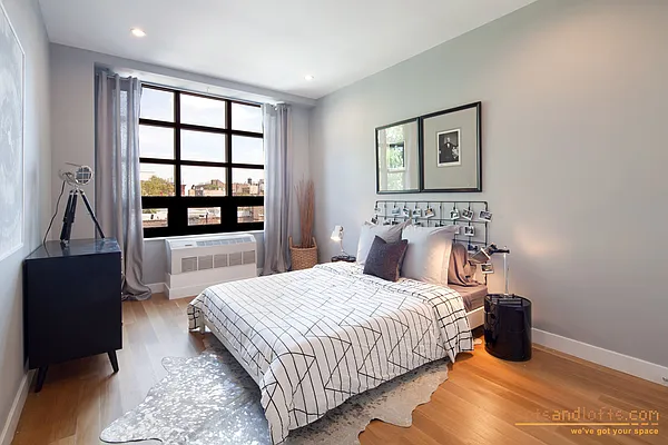 Rented by aptsandlofts.com | media 28