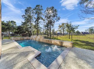 7706 Pinehurst Shadows Dr, Humble, TX 77346