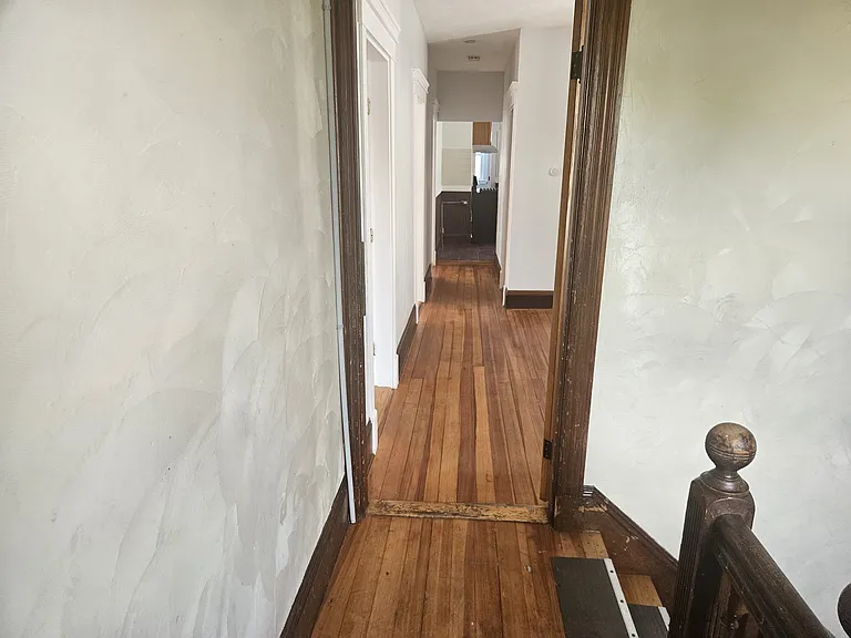 14 Gibson St #3 — Photo 14