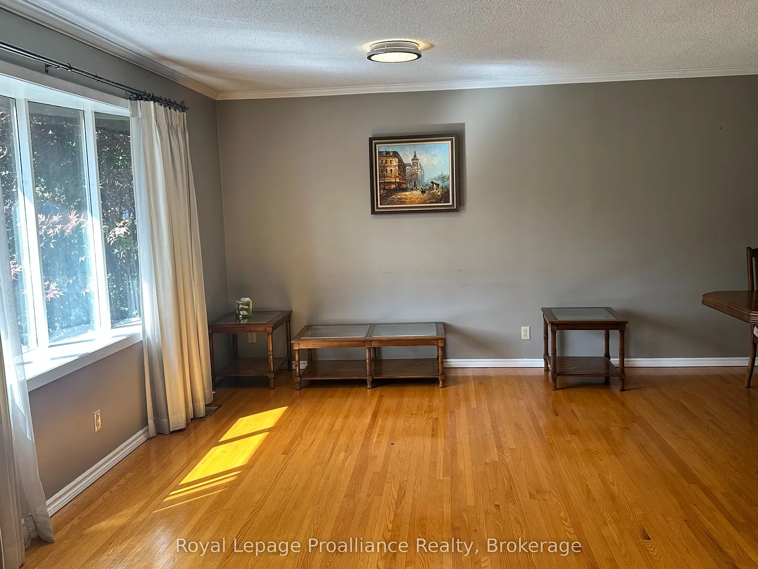 4 bed, $2,800 — Photo 4