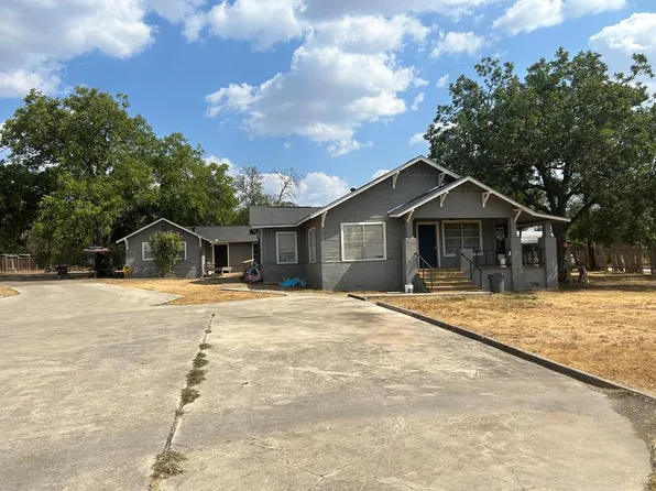 701 Beech St, Kerrville, TX 78028