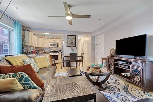 2nd image of 70 S Munn Ave APT 702