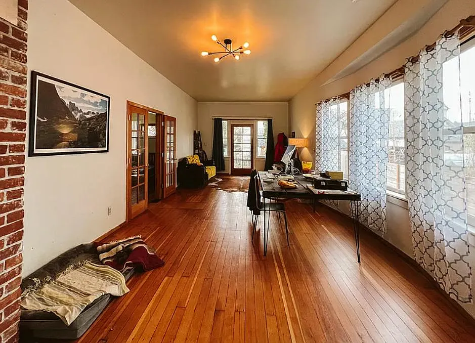 2822 NE Rodney Ave — Photo 2