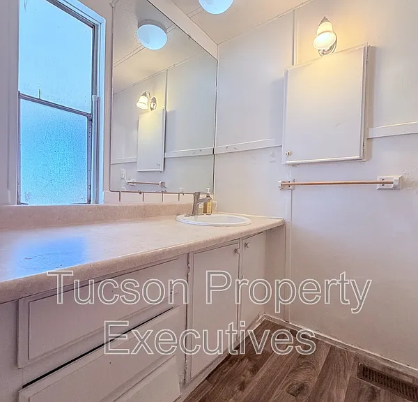 4580 E Rex St #5 — Photo 9